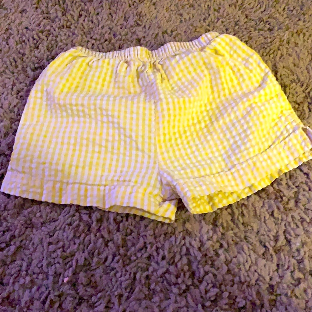 Yellow and white chekered pants